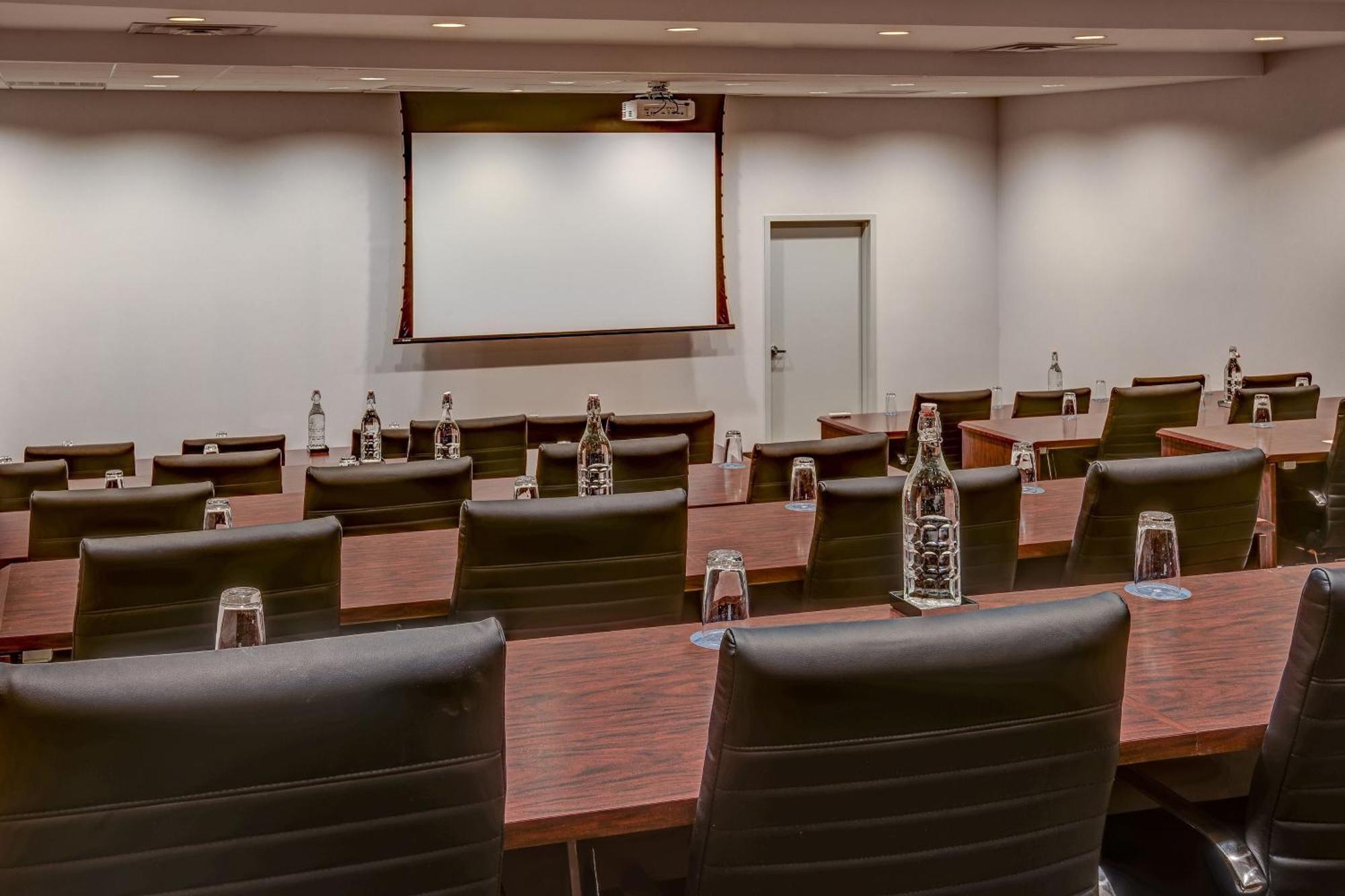Sheraton Eatontown Hotel Zewnętrze zdjęcie