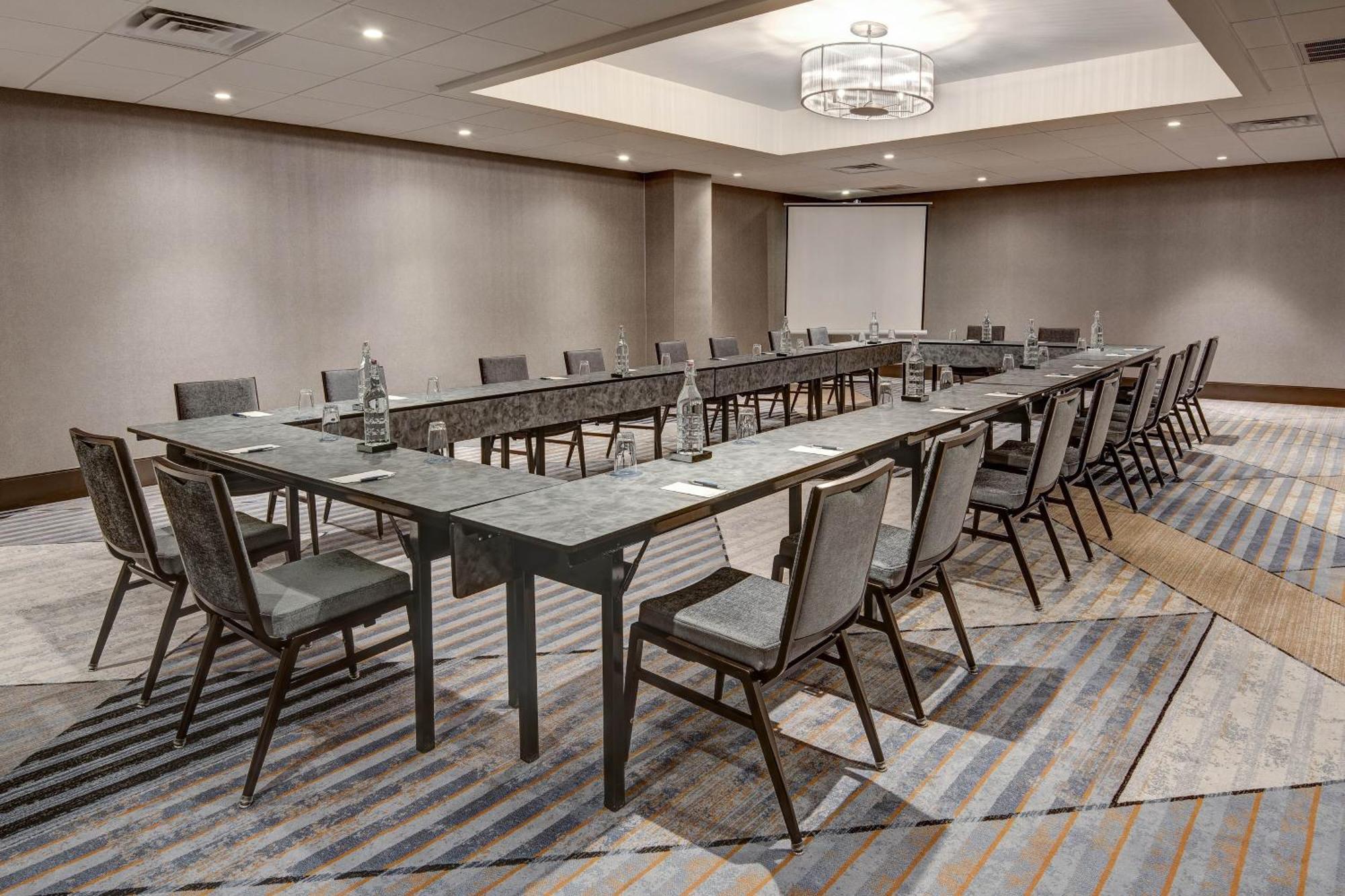 Sheraton Eatontown Hotel Zewnętrze zdjęcie
